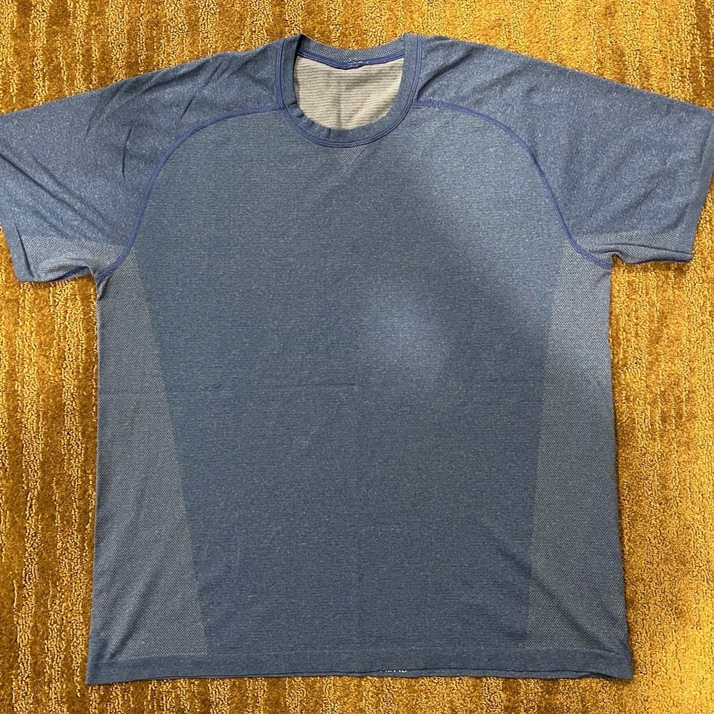 Lululemon Metal Vent Shirt